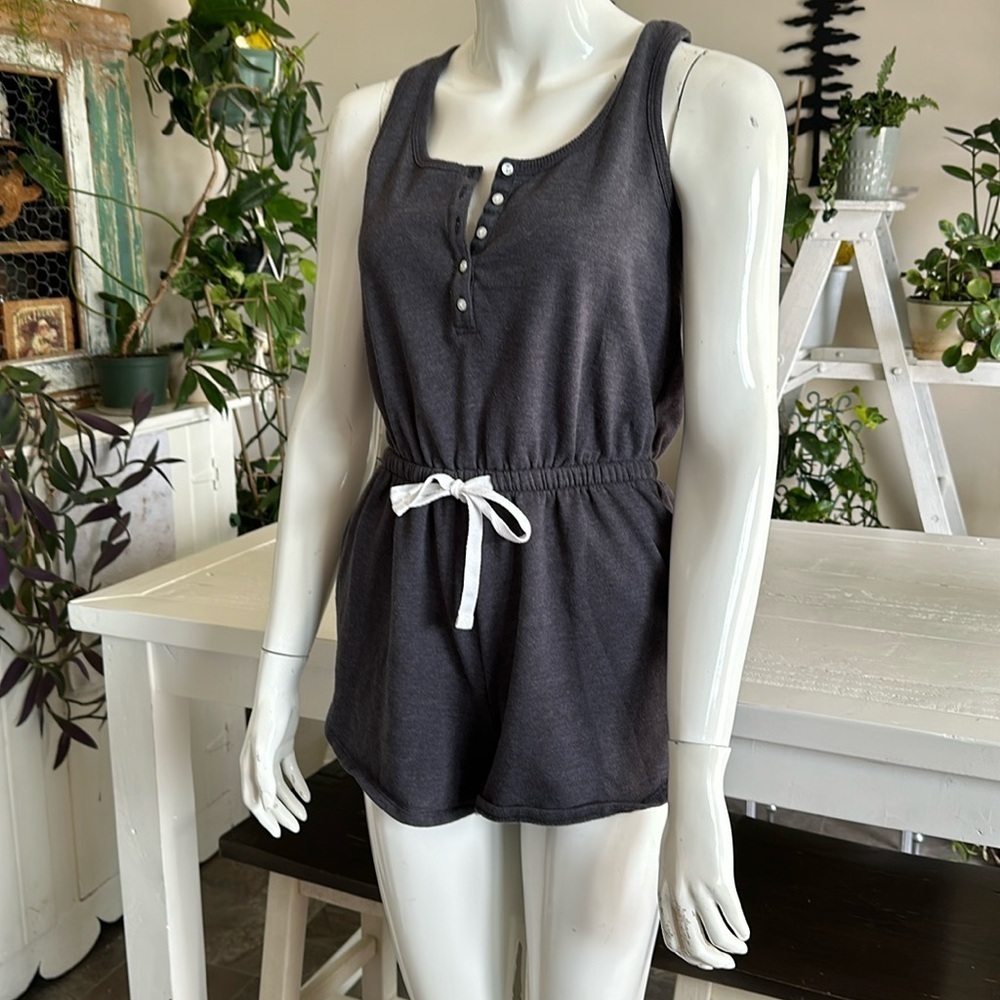 Far west size XS shorts jumper/romper grey super soft fleece like on inside